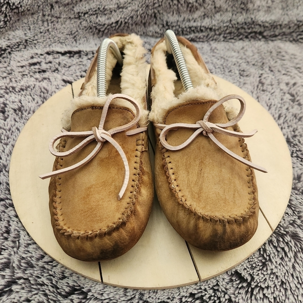 UGG Dakota Women's Slipper Chestnut Brown Leather Tie Size 7 - Picture 3 of 9